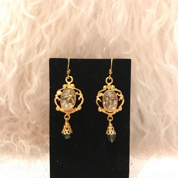 Bee golden earrings - Picture 1 of 3